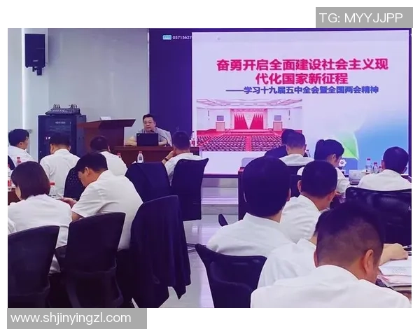 武汉篮球队逆袭之路揭秘：从低谷到大满贯的辉煌征程